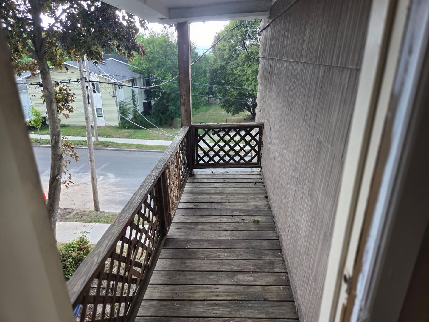 630 Carbon St – photo 1