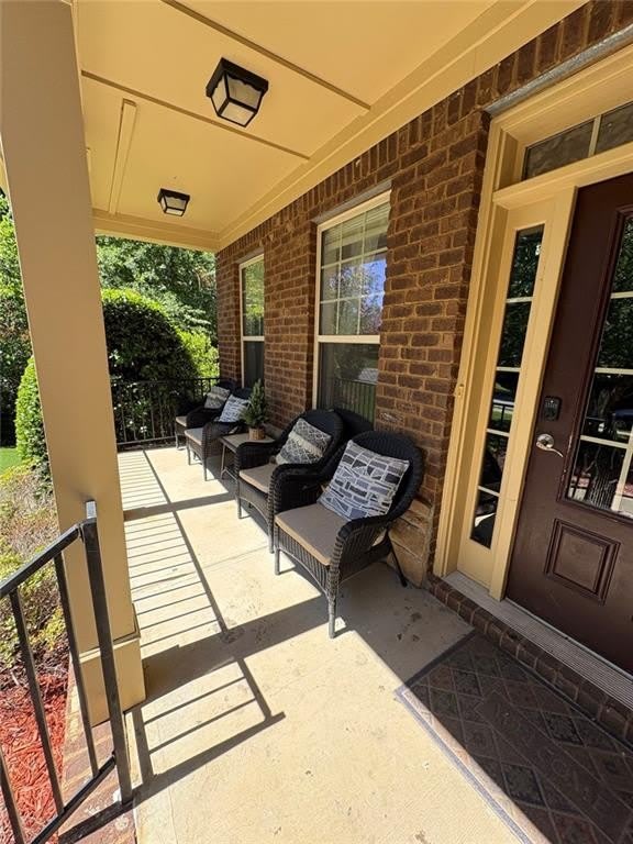 180 Village Green Court SW – photo 2