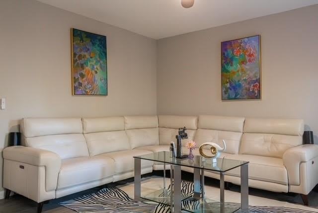 2110 Garden Place – photo 3