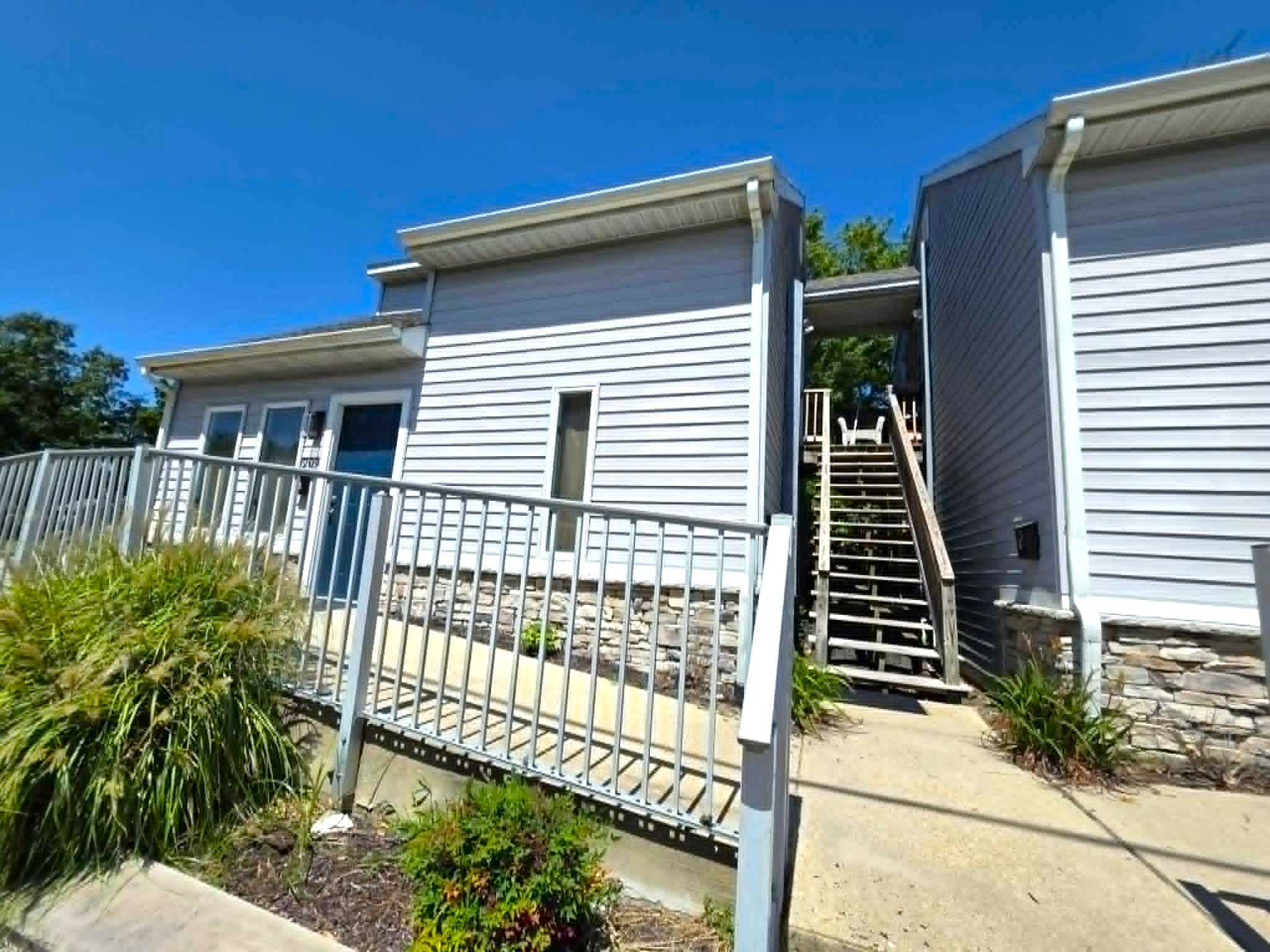 209 Monticello Avenue – photo 2