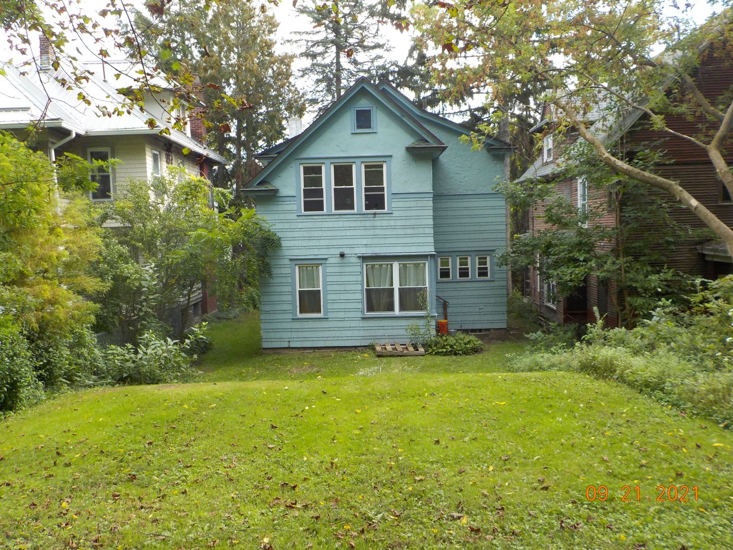 328 Greenwood Pl – photo 5