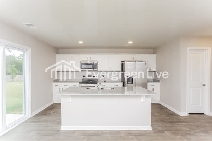 805 Vanguard Street – photo 4