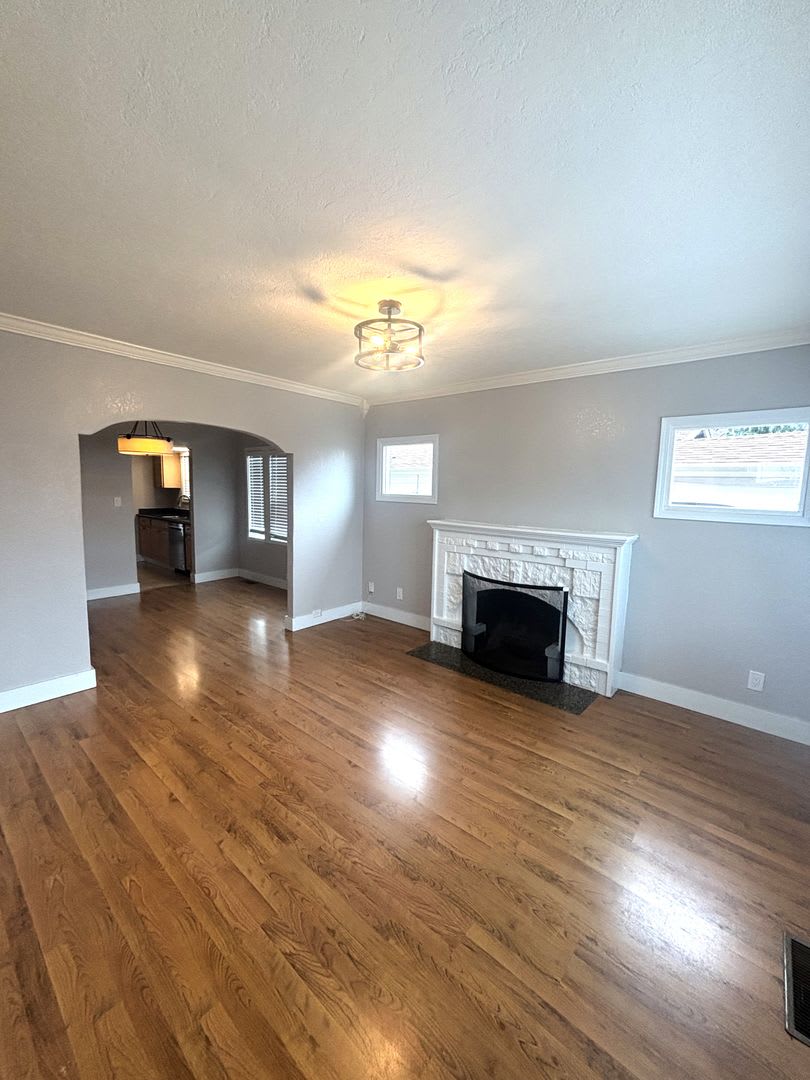 Available Now! Charming 3-Bedroom Maxwell Park Home with Spacious Backyard & Bonus Flex Space – photo 3