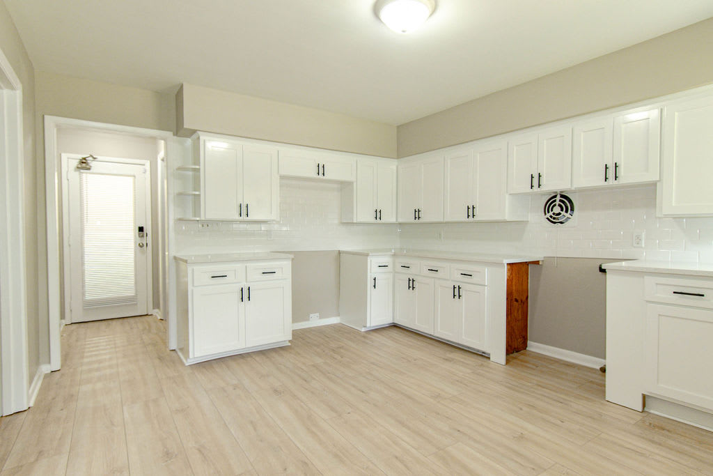 511 Pinehill Road – photo 3