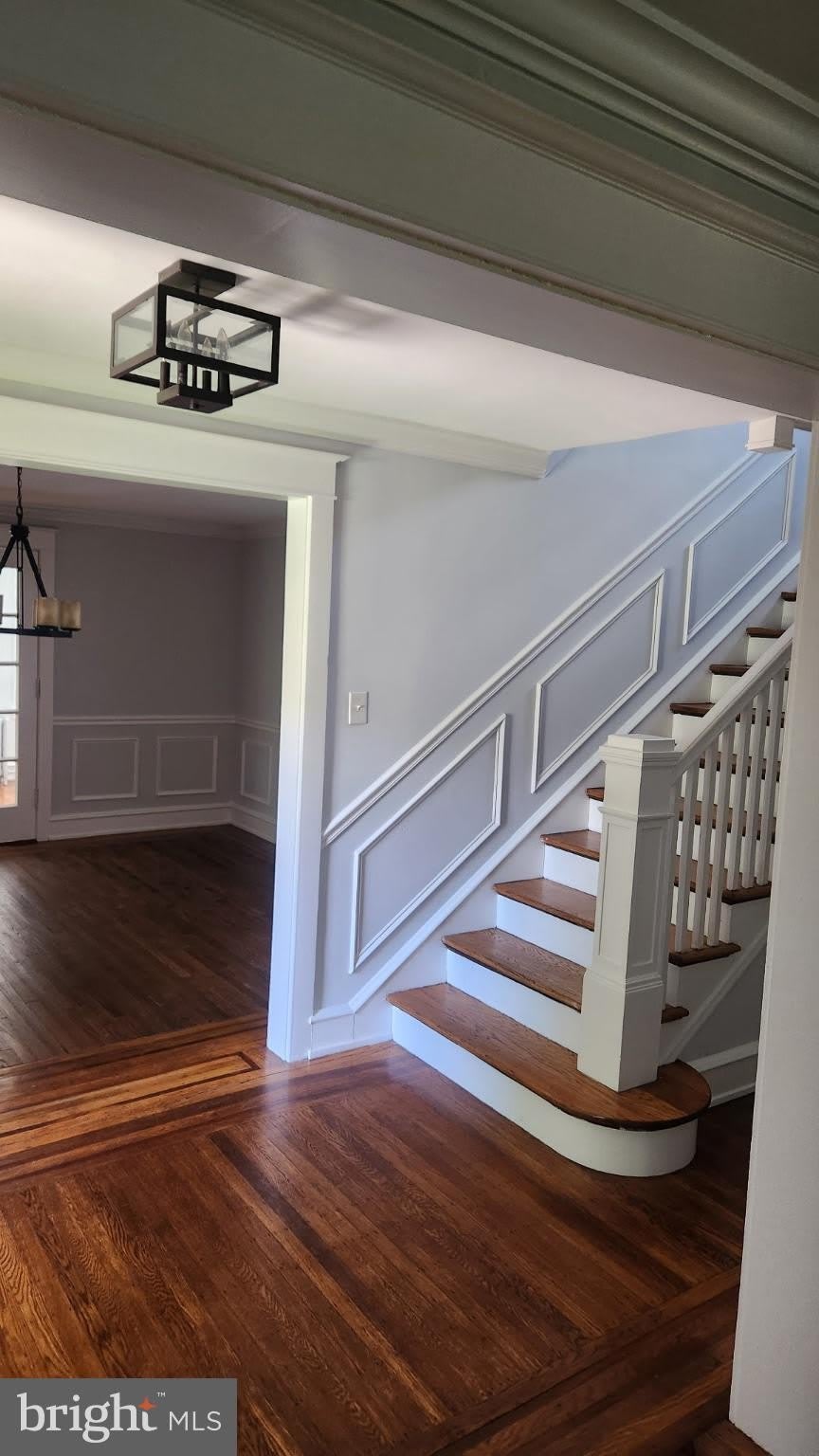 2114 KENMORE Avenue – photo 3