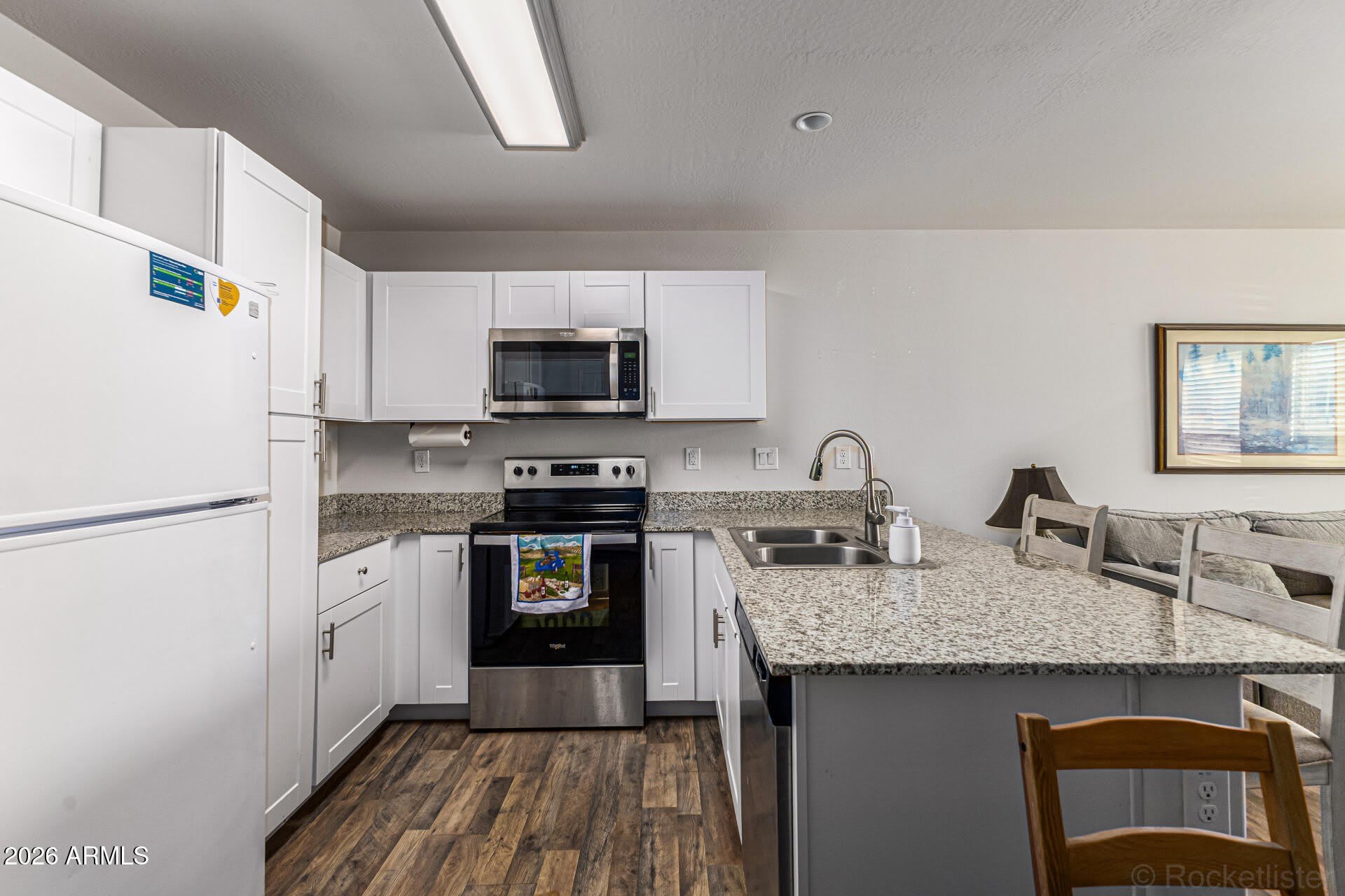 118 W DEWEY Avenue – photo 2
