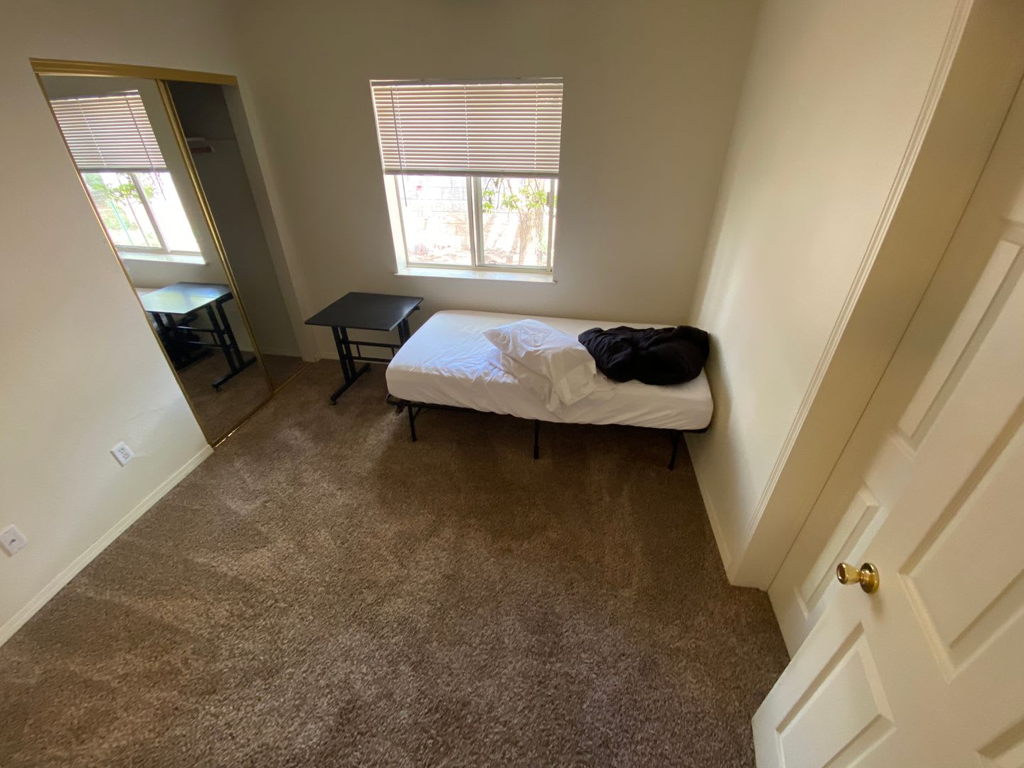 Two Bedroom Duplex on 32nd Street – photo 5