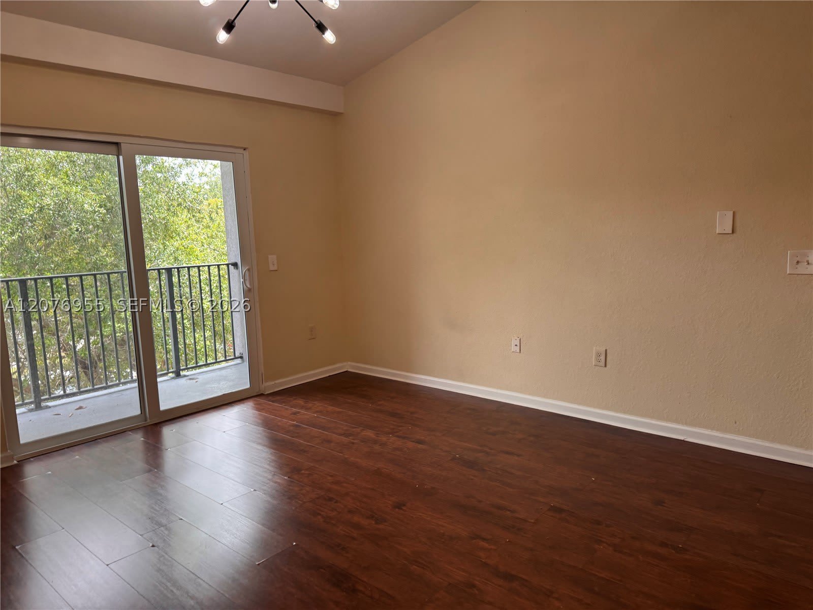 15400 SW 284th St – photo 3