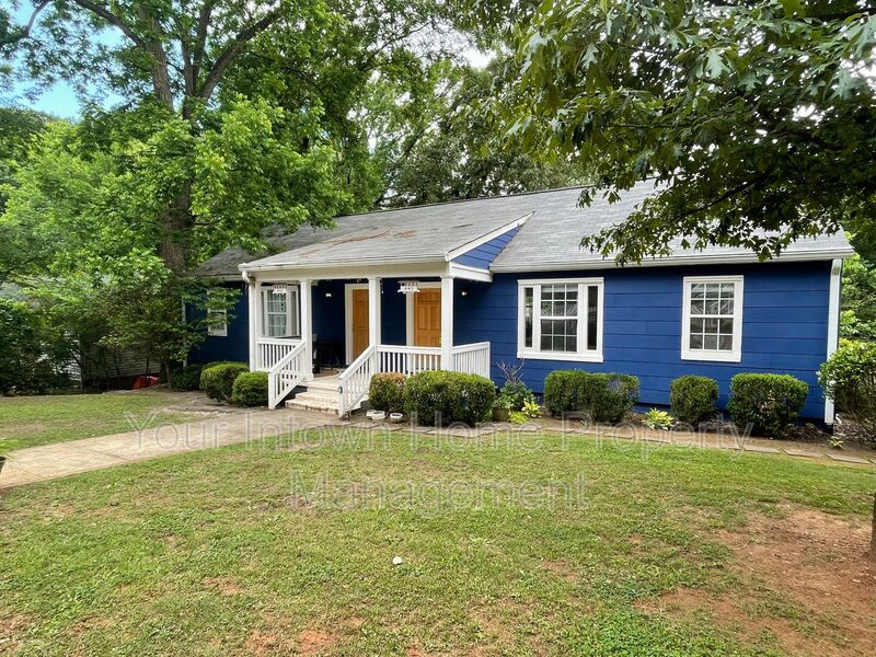 445 Gift Ave SE – photo 1