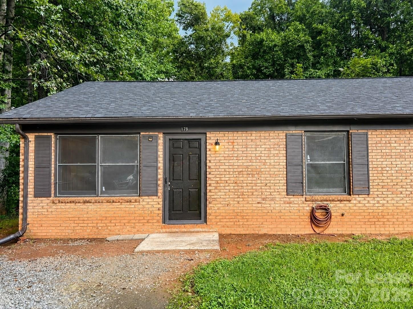179 Sunny Hill Drive – photo 1