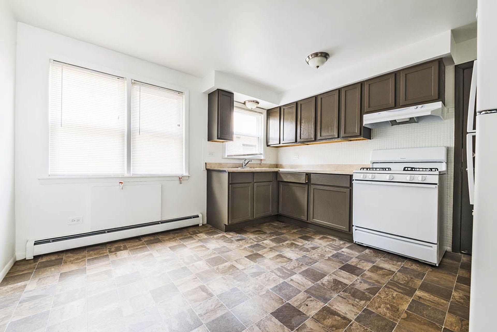 14021 S Tracy Ave – photo 4