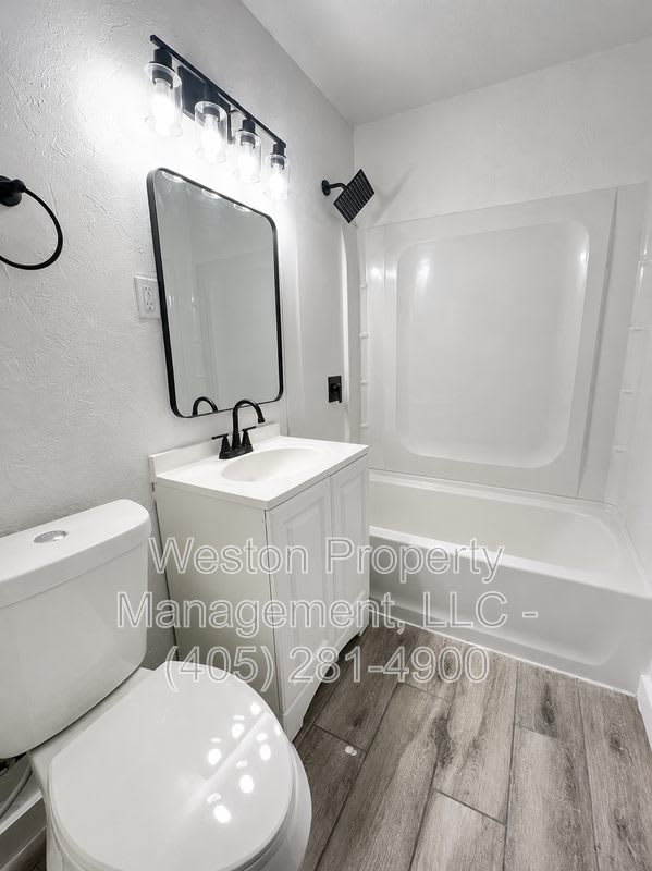 9609 Greystone Avenue – photo 5