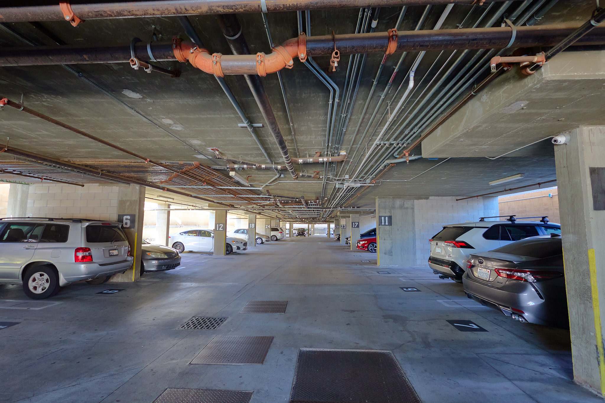 7901 Ventura Canyon – photo 4