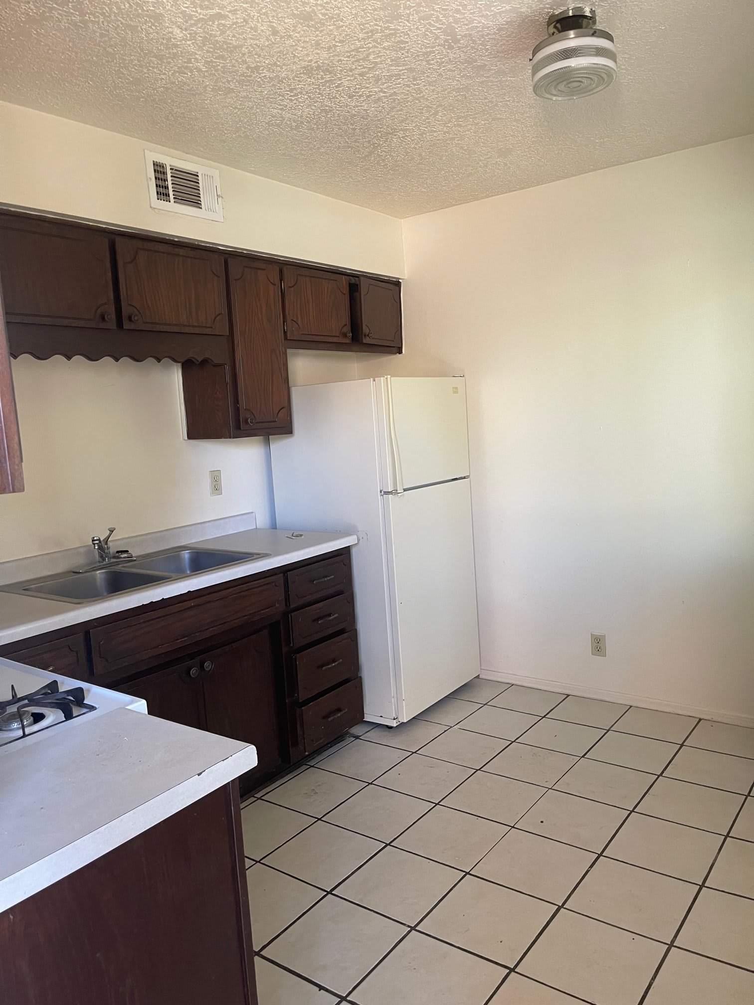 13401 Fruit Avenue Northeast – photo 2
