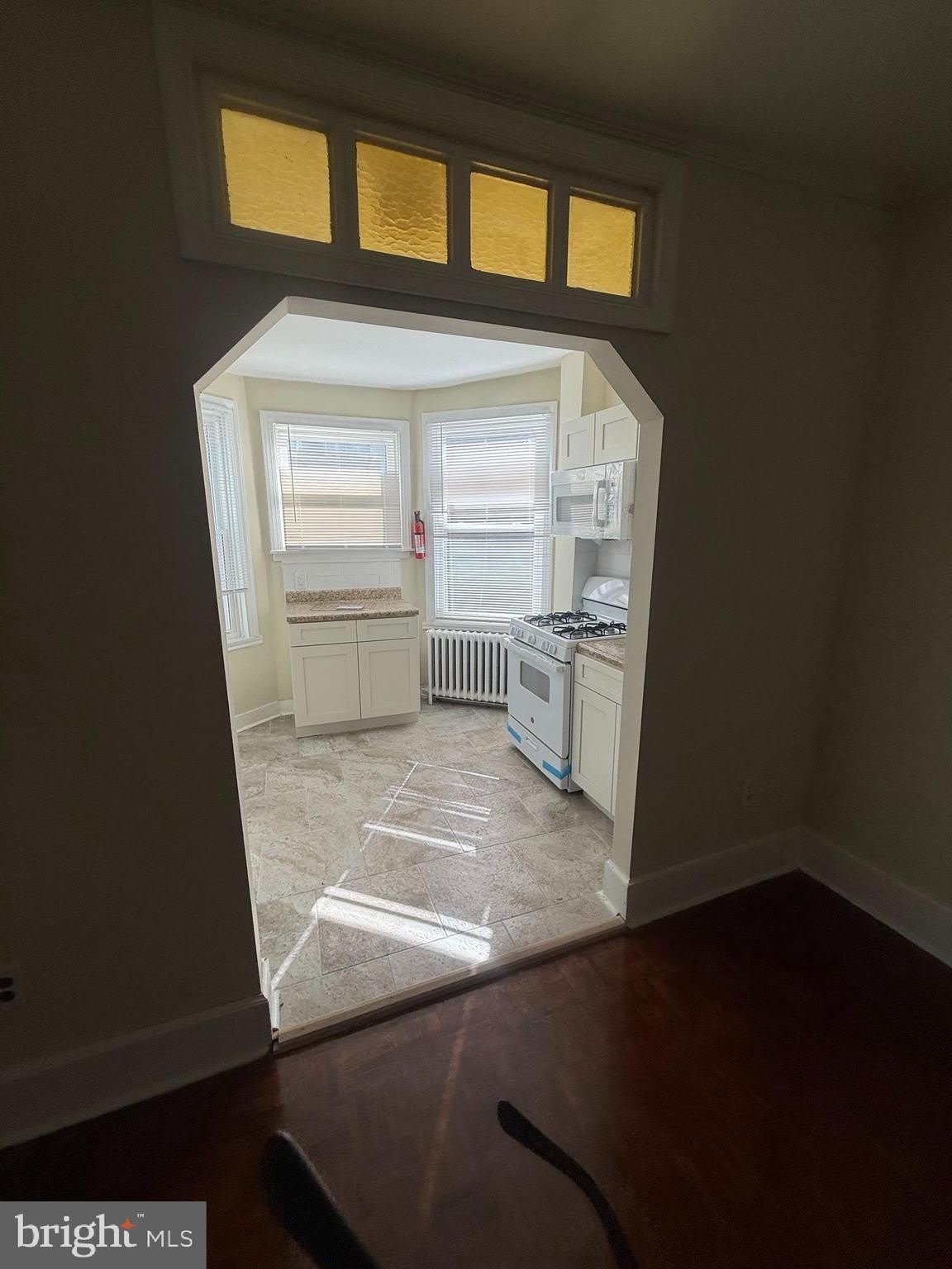540-00 E JOHNSON Street – photo 3