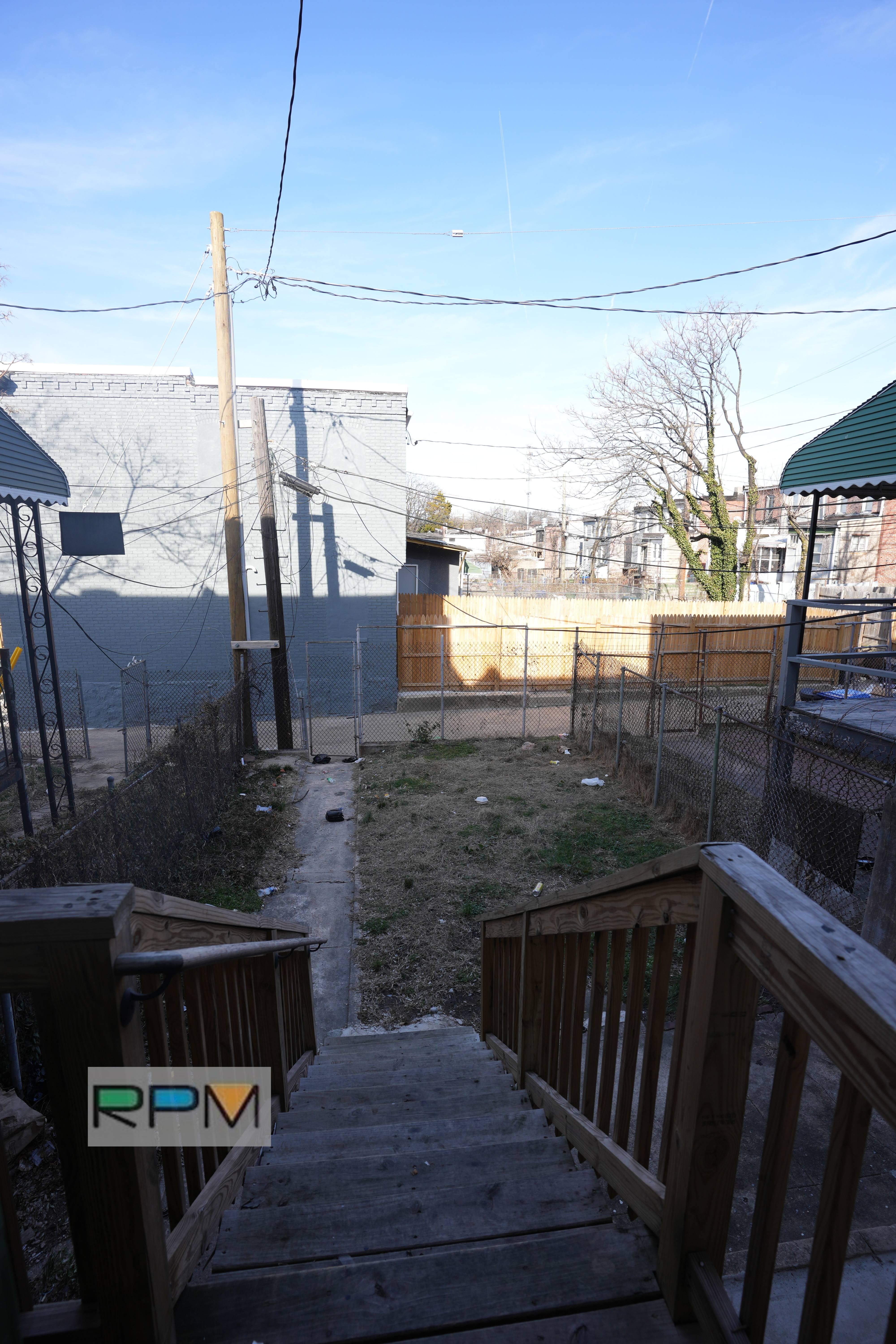 1204 Bonaparte Ave – photo 5