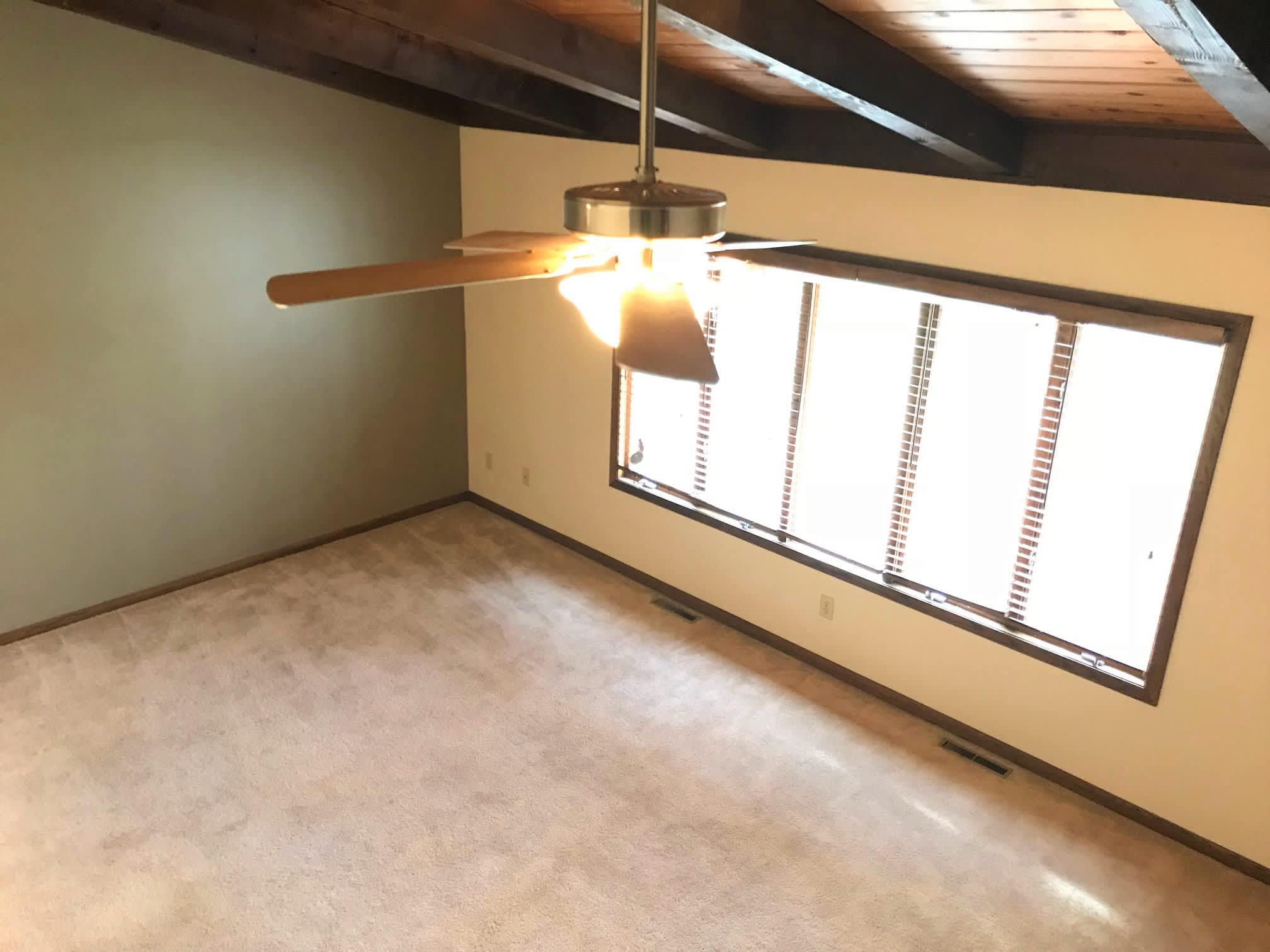 408 Holly Ln – photo 4