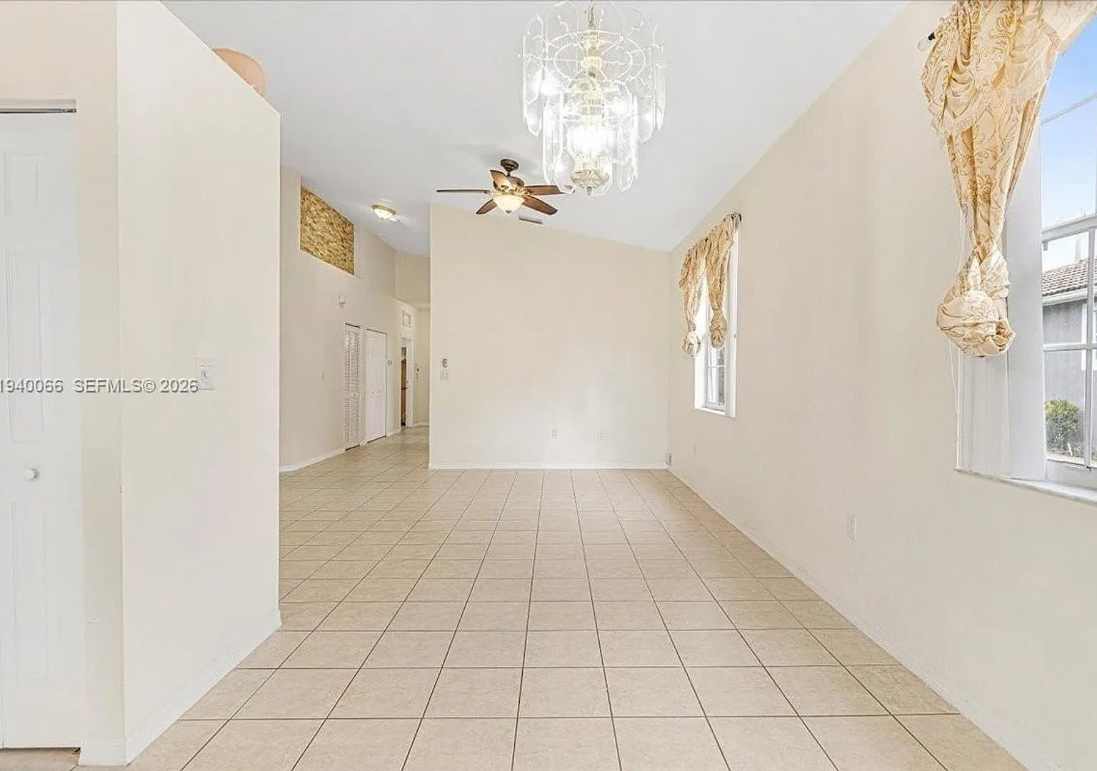 7620 South Aragon Boulevard – photo 1