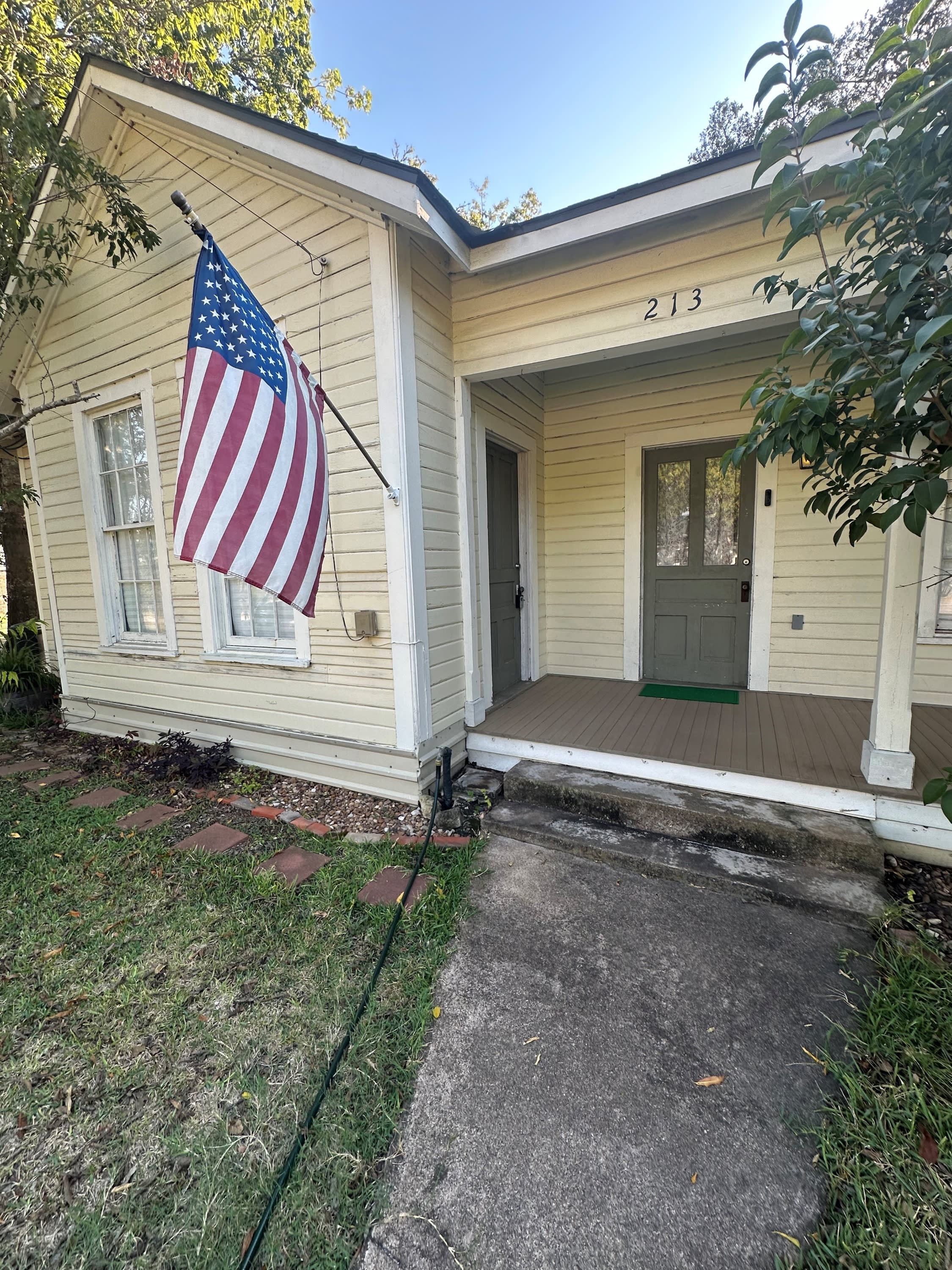 213 North Brazos Street – photo 3