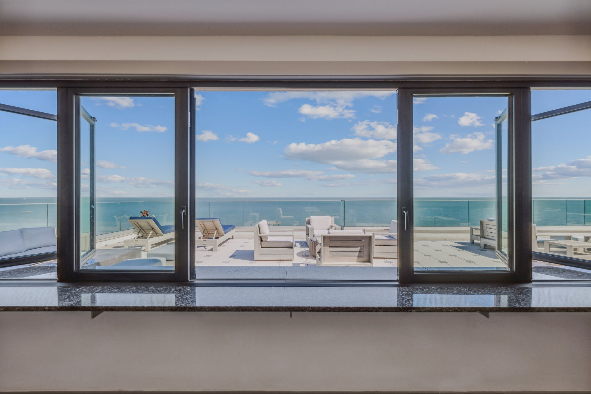 The Alexa Luxury Apartments I & II – photo 4