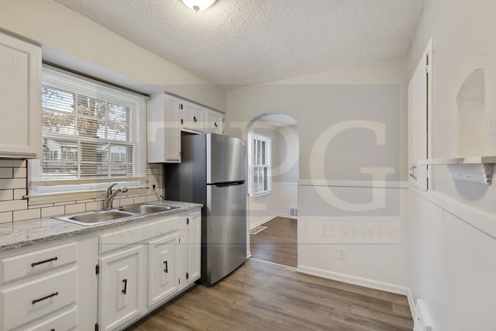 3407 Northeast Monterey Avenue – photo 2