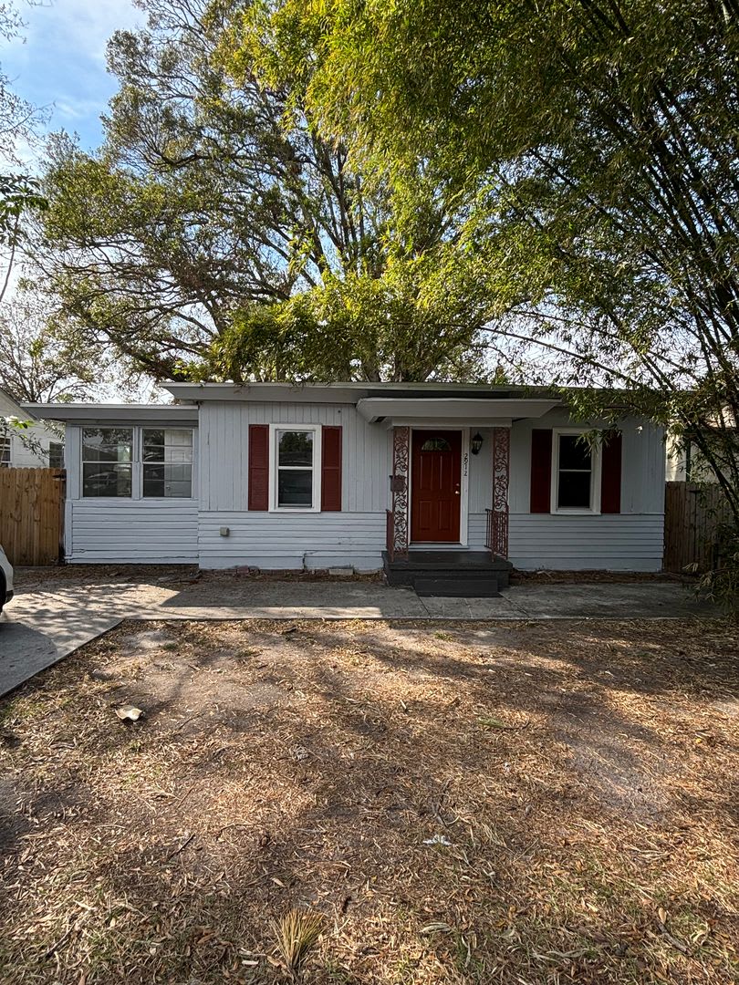 3 Bed 1 Bath North St Petersburg – photo 1