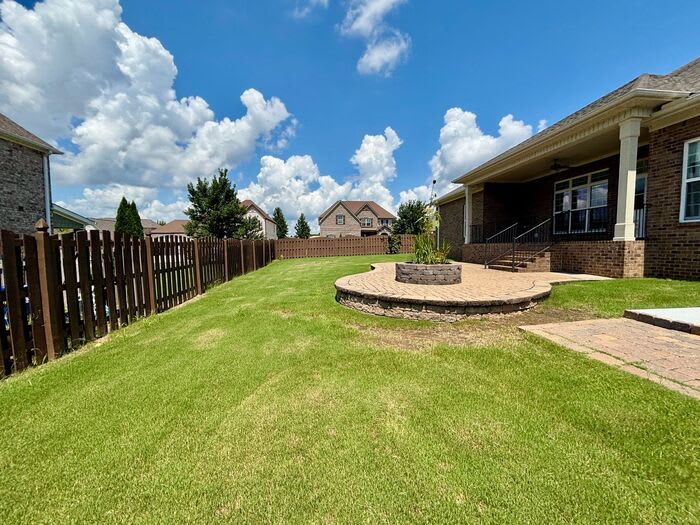 100 Middy Lane – photo 3