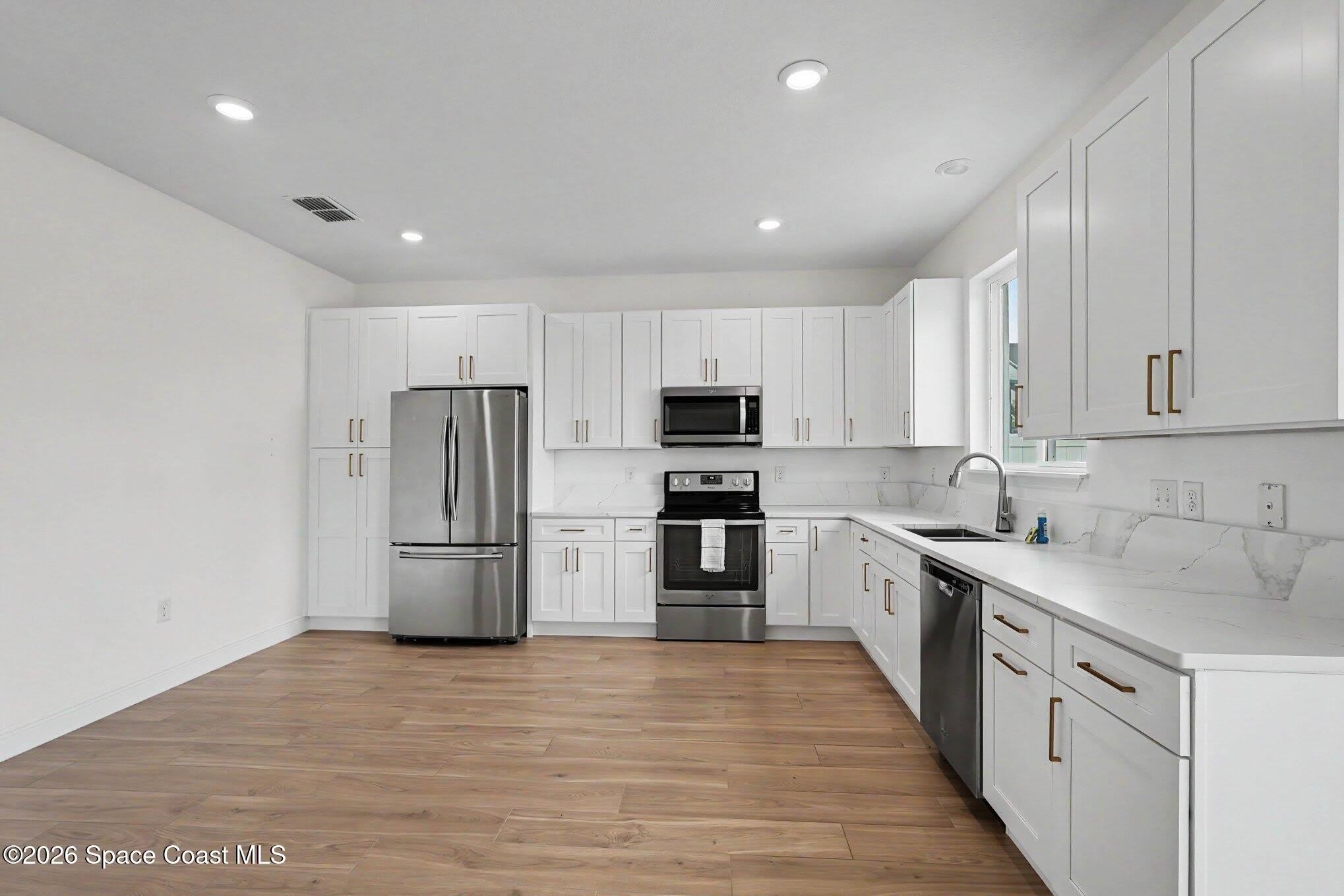 1396 Potenza Drive – photo 4