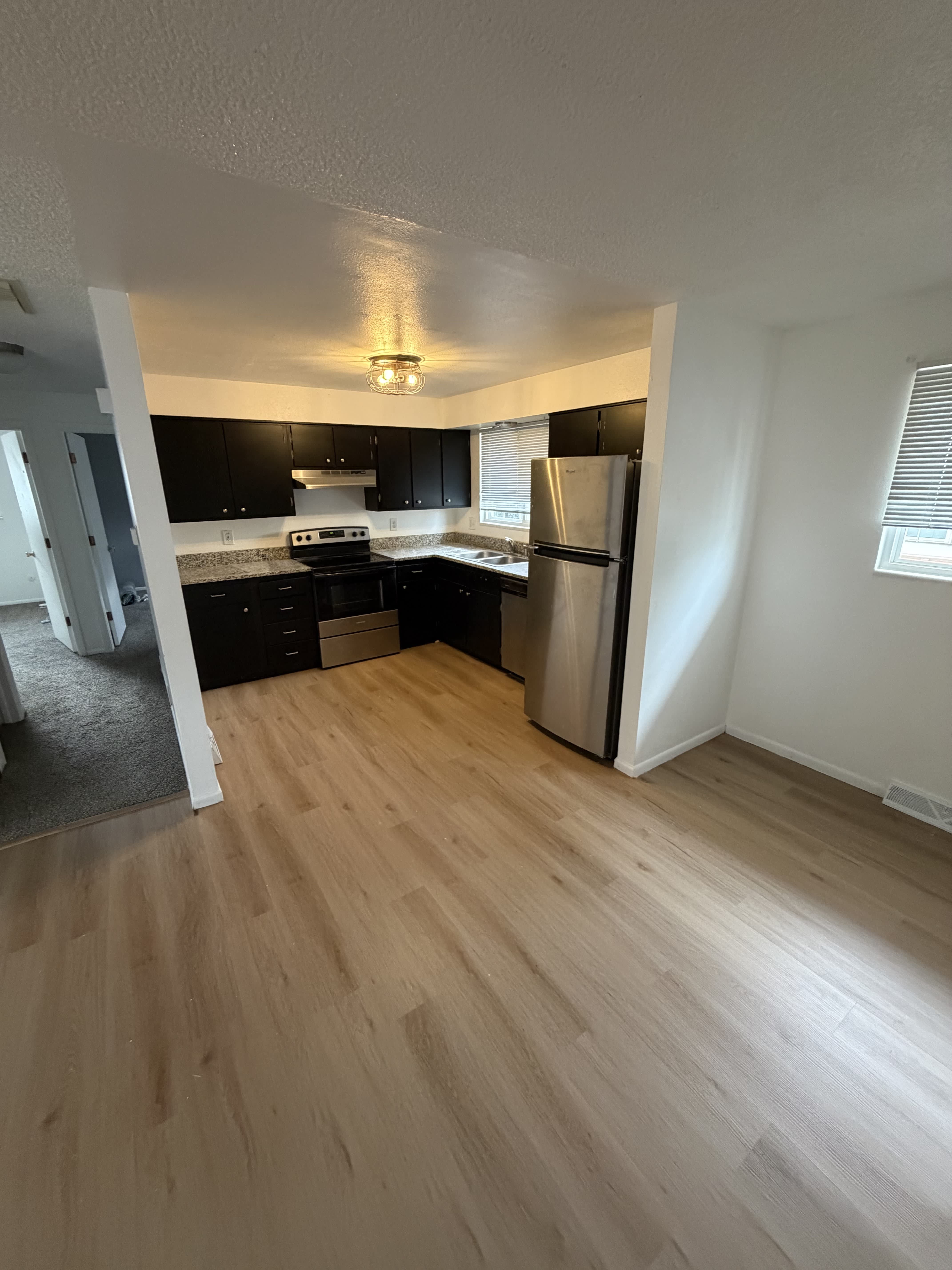 755 Gardenia St – photo 5