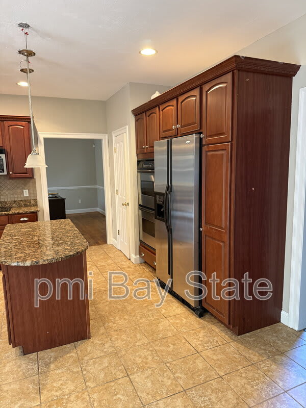 164 South St – photo 5