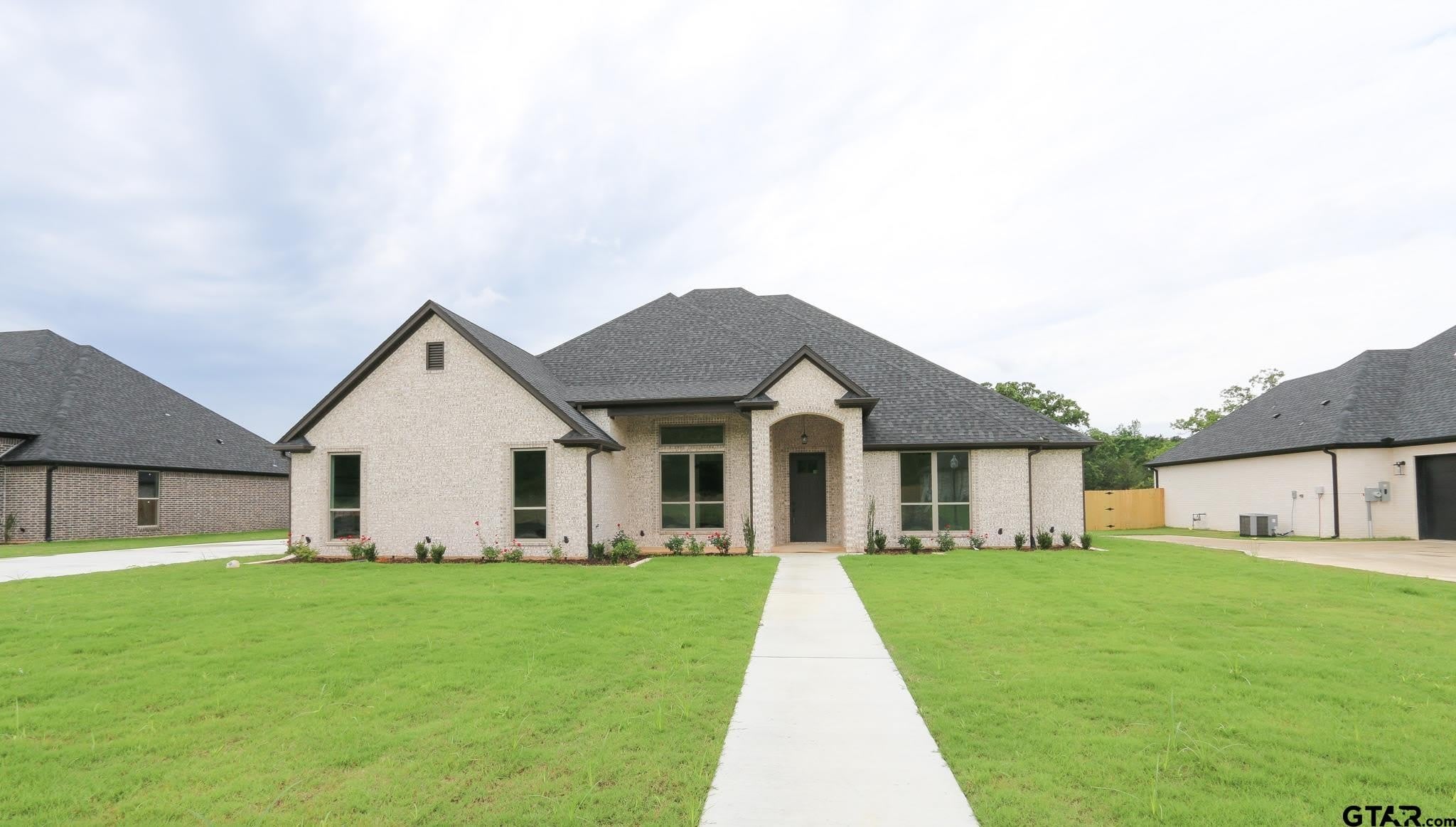 16503 Cooper Way – photo 1