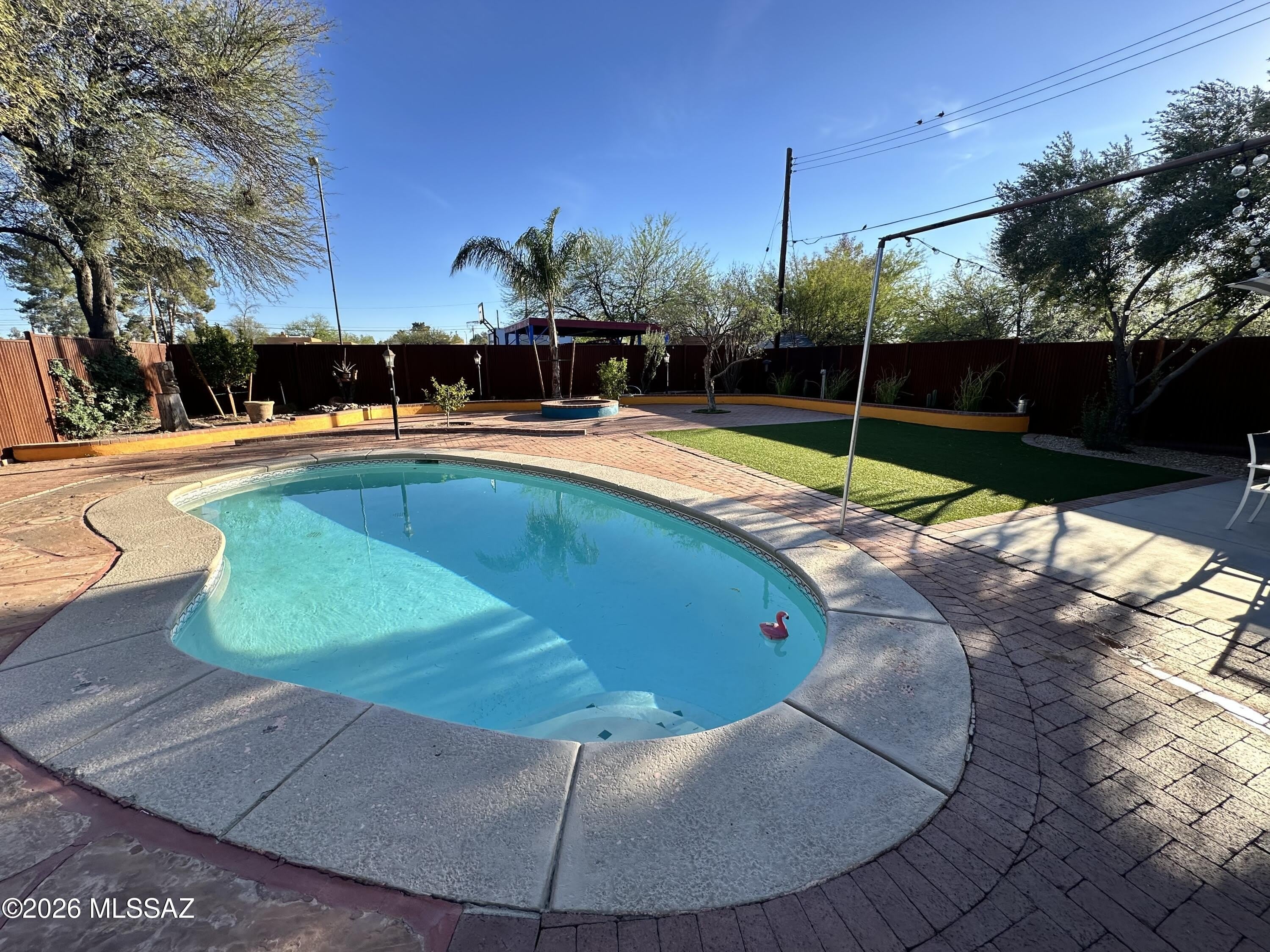 5836 E Lee Street – photo 2