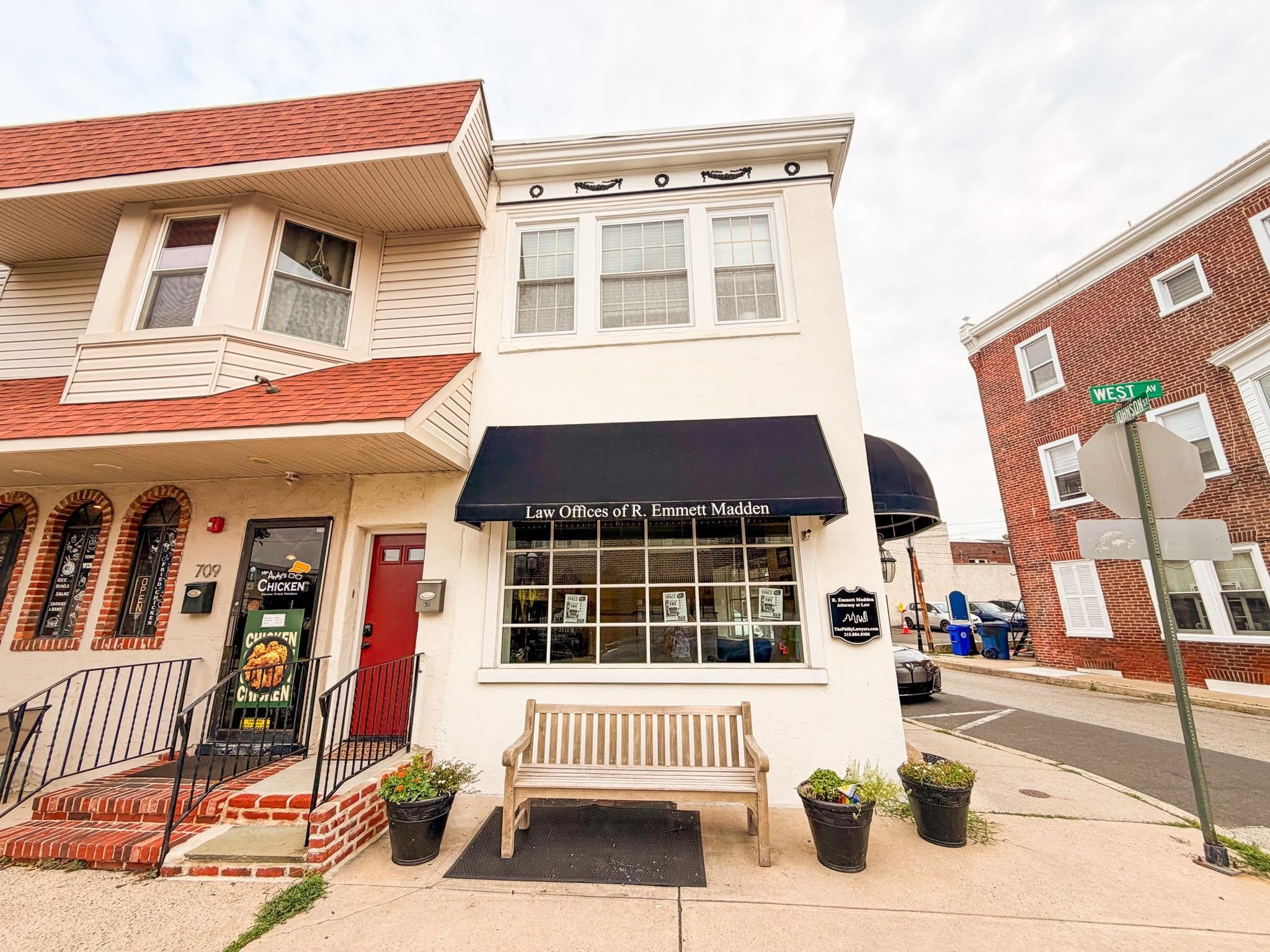 711 WEST Avenue – photo 3