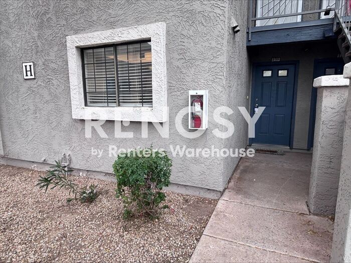 15402 North 28th Street – photo 1