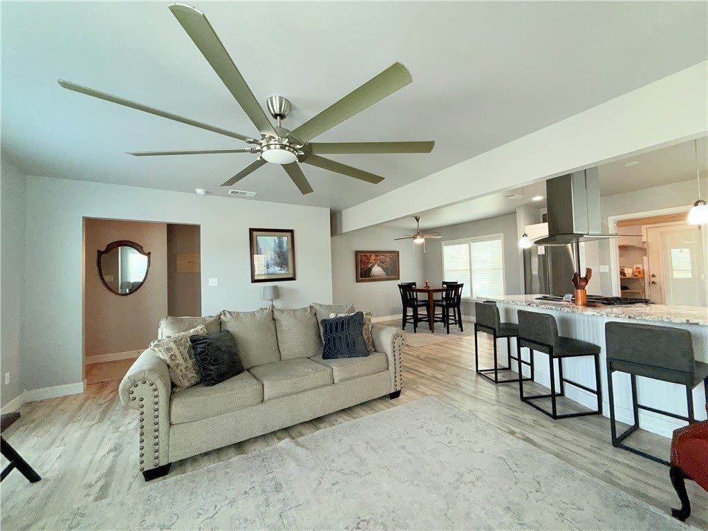455 Louisiana Avenue – photo 2