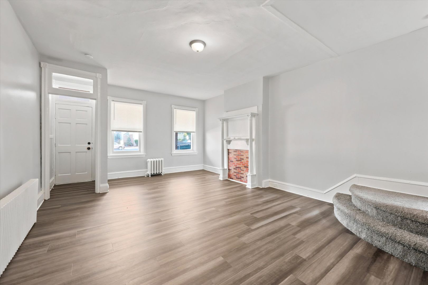 502 N Clayton St – photo 4