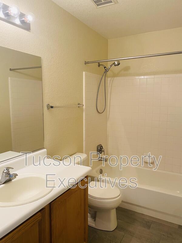 7905 South Danforth Avenue – photo 5