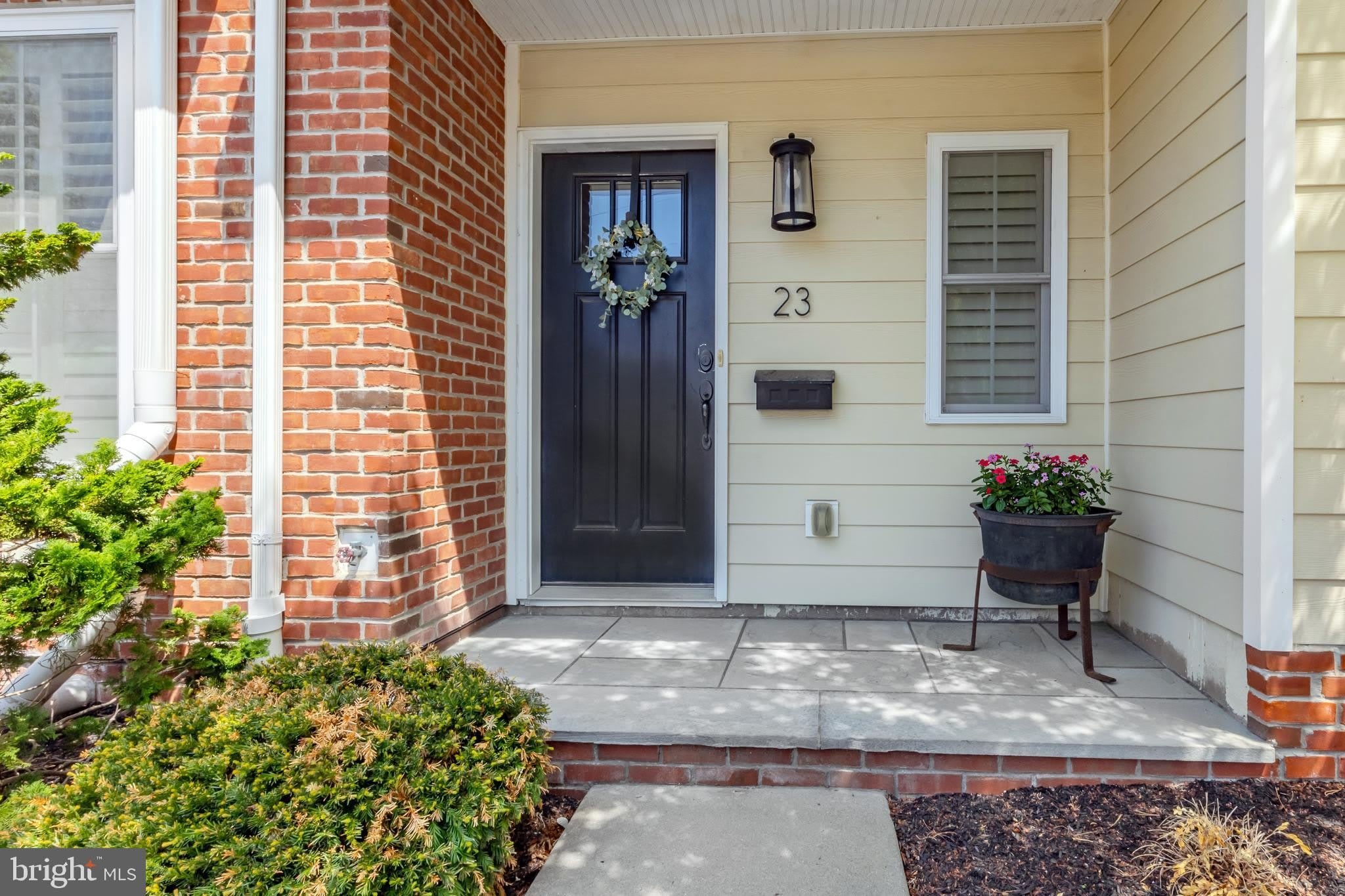 23 CENTRAL Avenue – photo 3
