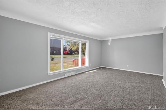 20216 Regent Drive – photo 3
