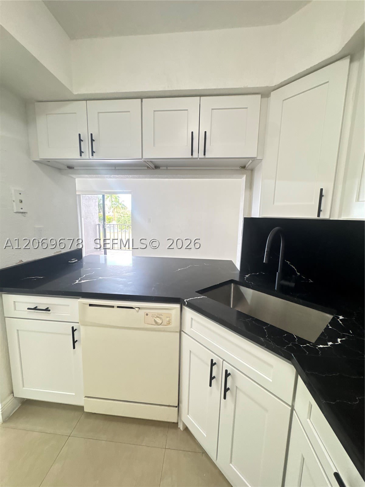 8500 NW 8th St – photo 5