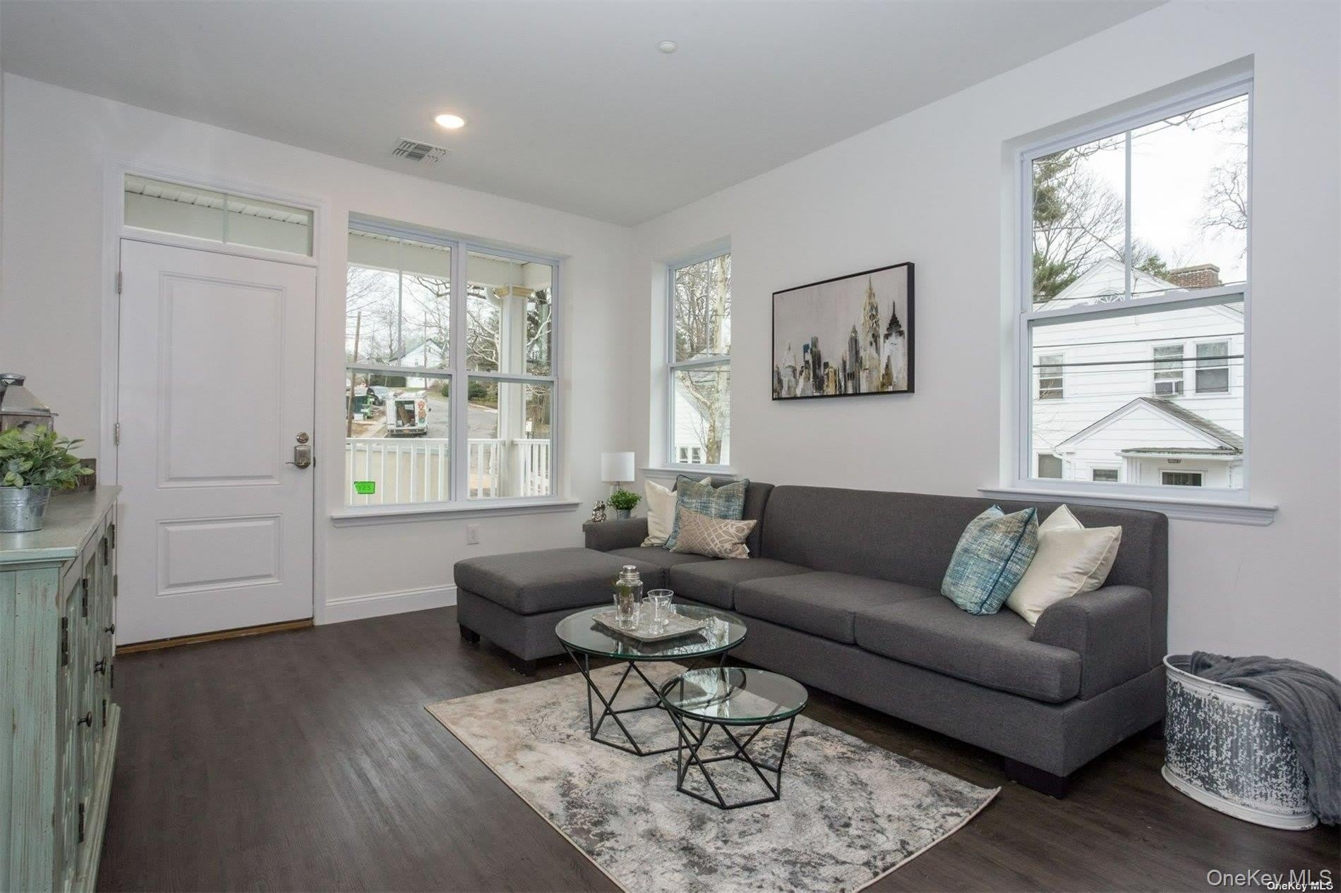 1046 New York Avenue – photo 3