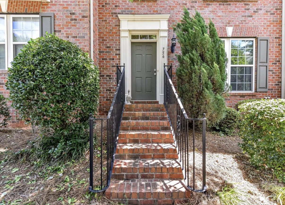 756 Naramore Street – photo 2