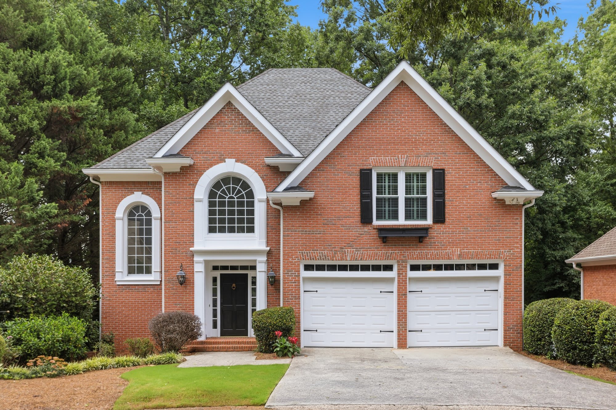 4563 Fountain Drive – photo 1