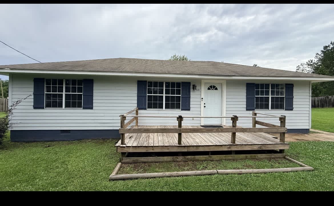 170 Colonial Circle – photo 2
