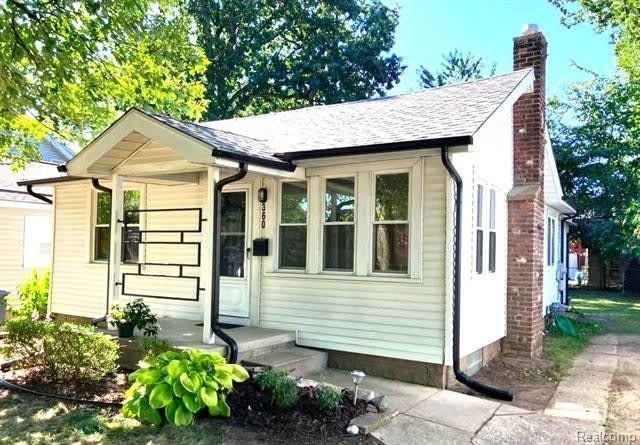 360 WORDSWORTH Street – photo 2