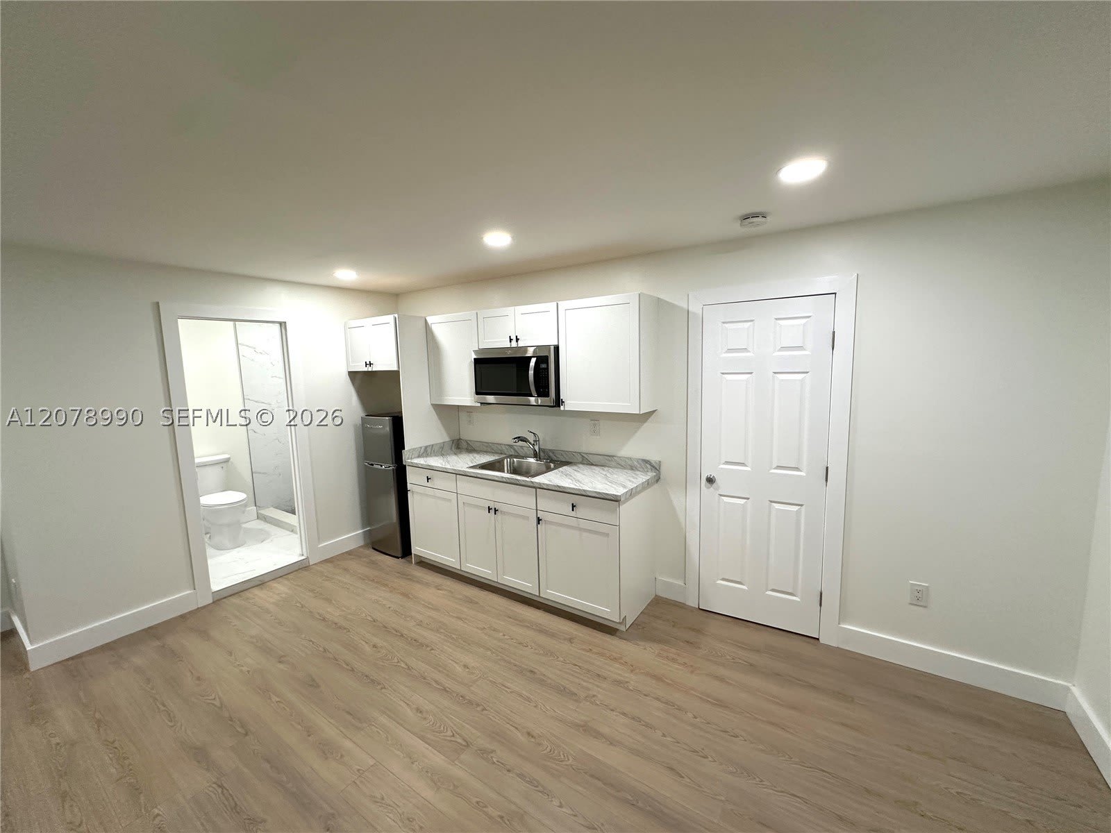 2120 SW 83rd Ave – photo 4