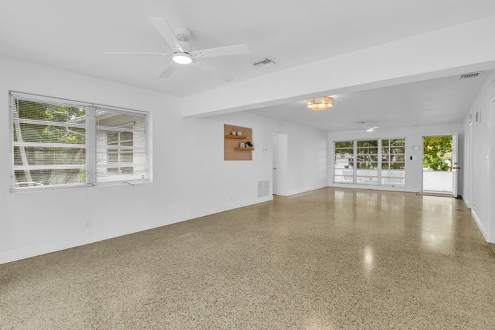 702 Sunset Drive Lake Worth Beach Fl 33461 – photo 4