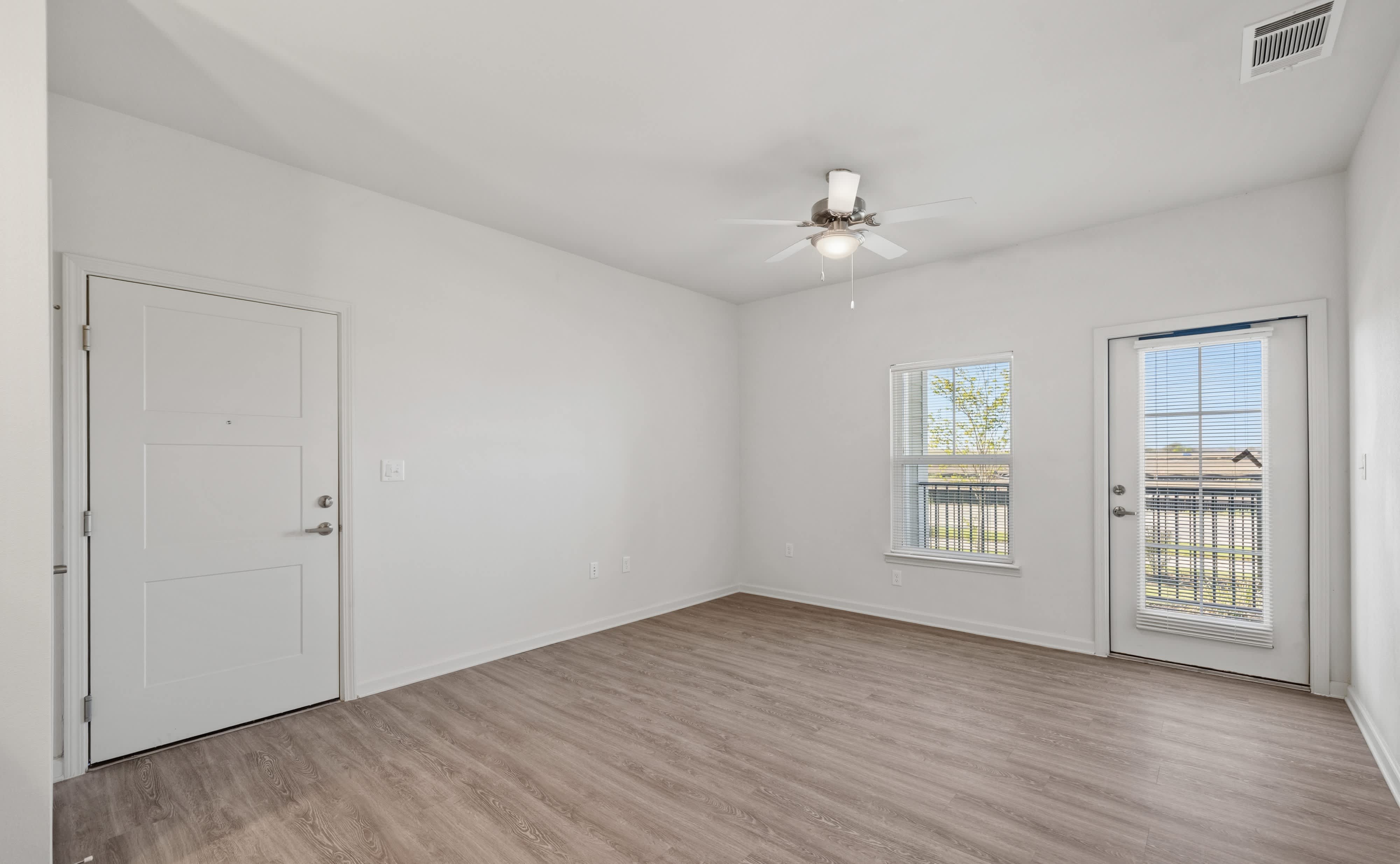 Santiago Estates – photo 2