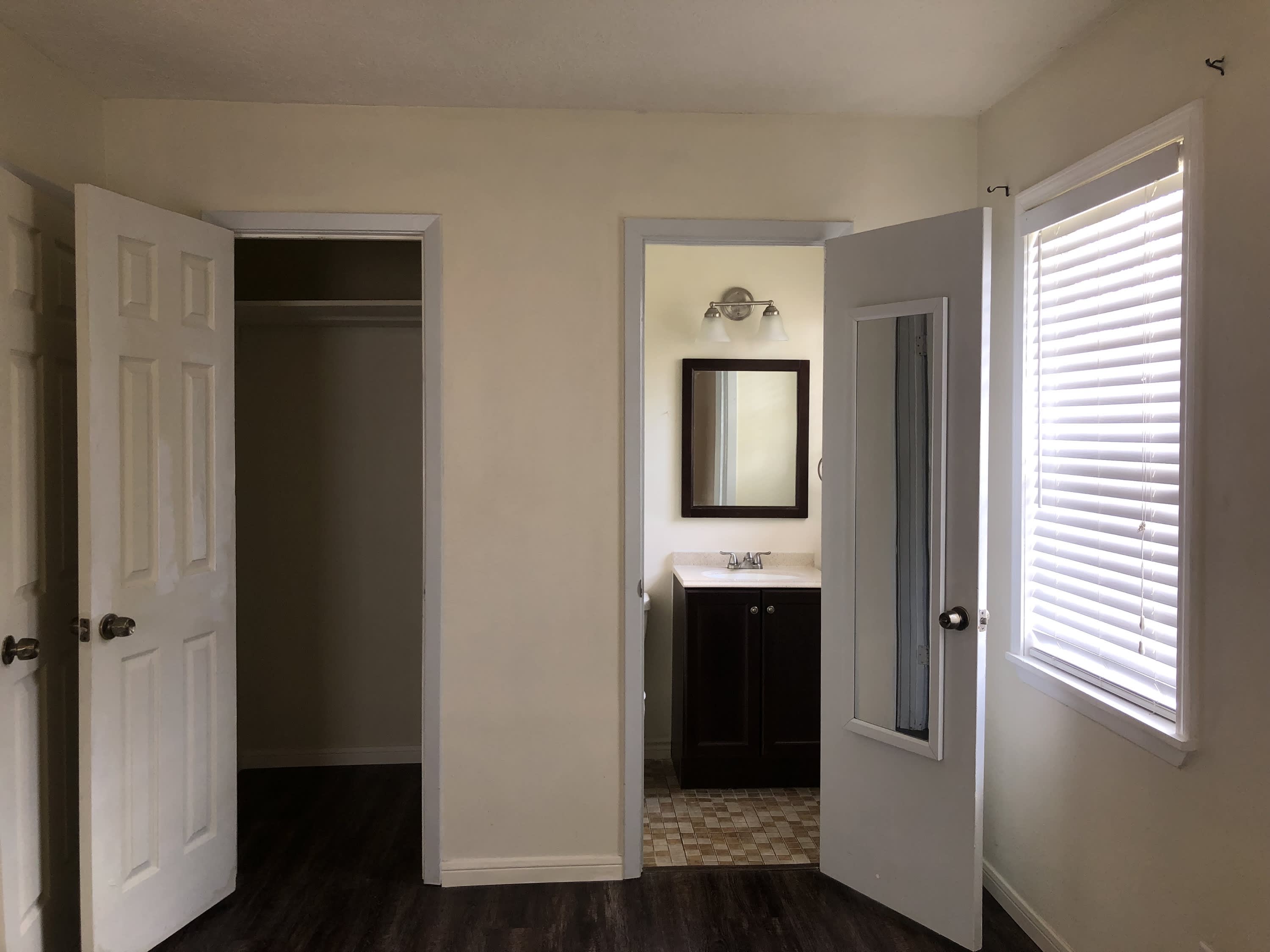 825 Smelker Avenue New – photo 2