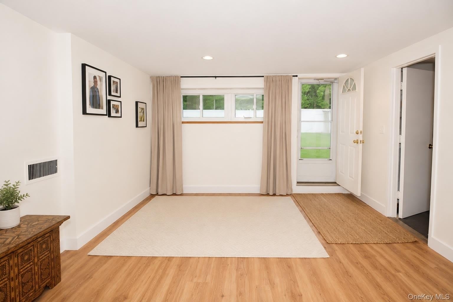 51 Whitman Avenue – photo 3